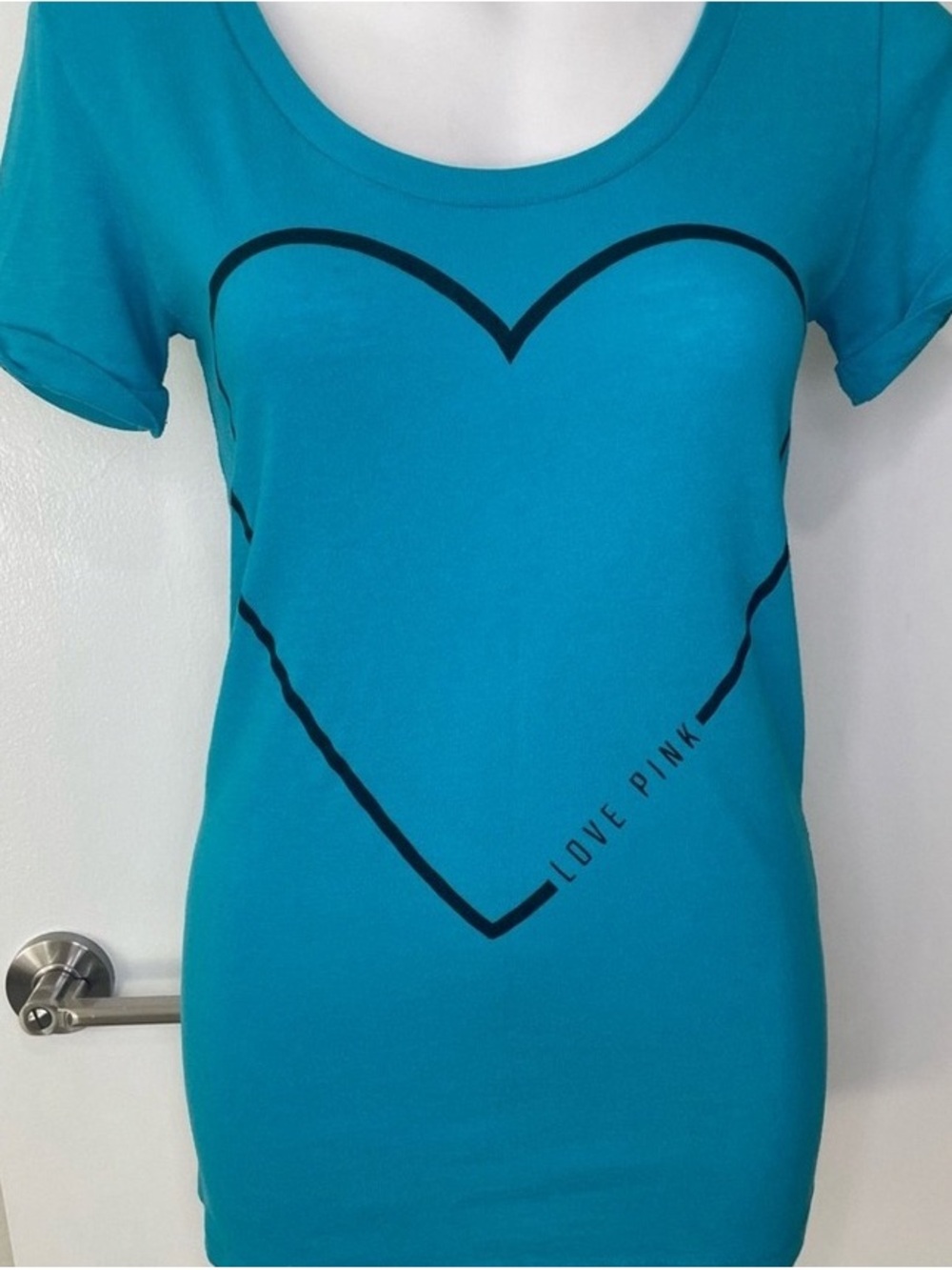 PINK Teal Short Sleeve Scoop Neck Heart Graphic Tee